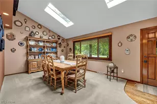 25815 Akins Rd, Columbia Station, OH 44028 - Photo 9
