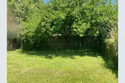 273 Altamont Road, Vermilion, OH 44089 - Photo 9