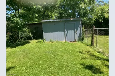 273 Altamont Road, Vermilion, OH 44089 - Photo 11