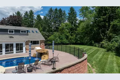 525 N Hametown Road, Akron, OH 44333 - Photo 11