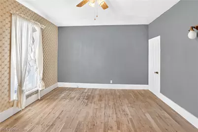 909 Maple Street, Bucyrus, OH 44820 - Photo 23