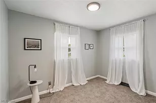 146 Greeley Ln, Youngstown, OH 44505 - Photo 19