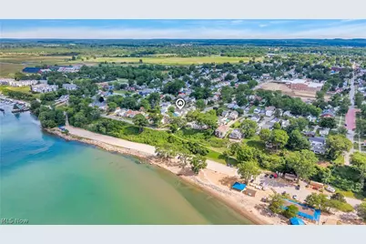 114 Vine Street, Fairport Harbor, OH 44077 - Photo 5