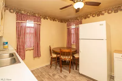 3835 Bernard Avenue NW, Canton, OH 44709 - Photo 9
