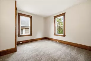 433 3rd St, Elyria, OH 44035 - Photo 11