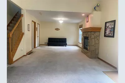 807 Timberlake Trail Drive, Brunswick, OH 44212 - Photo 5