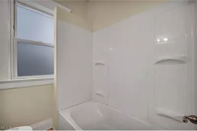9013 Kempton Avenue, Loveland, OH 44108 - Photo 29