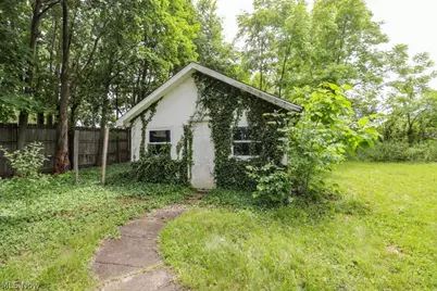 1562 State Route 303, Streetsboro, OH 44241 - Photo 5