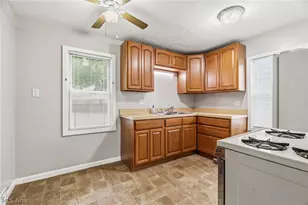 491-493 Delmar Ave, Akron, OH 44310 - Photo 9