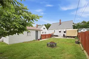 2212 Larchmont Dr, Wickliffe, OH 44092 - Photo 21