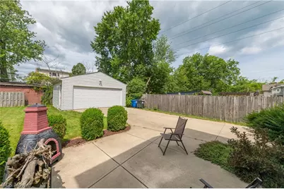 1328 Granger Avenue, Oakwood, OH 44107 - Photo 7