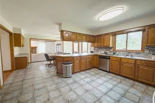 2919 Pine Trails Cir, Hudson, OH 44236 - Photo 7