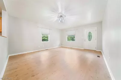 959 Midway Boulevard, Painesville Twp, OH 44077 - Photo 9
