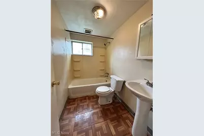 2803 Sunset Boulevard #3, Steubenville, OH 43952 - Photo 5