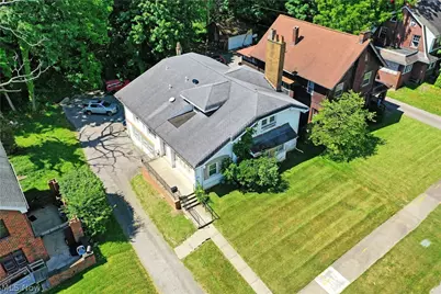 21 Indiana Avenue, Youngstown, OH 44505 - Photo 3