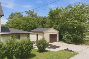 123 E State St, Barberton, OH 44203 - Photo 13
