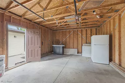 123 E State Street, Barberton, OH 44203 - Photo 43