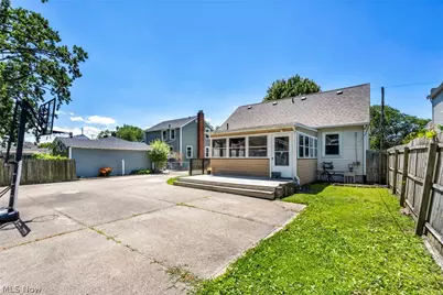 517 Gulf Road, Elyria, OH 44035 - Photo 39