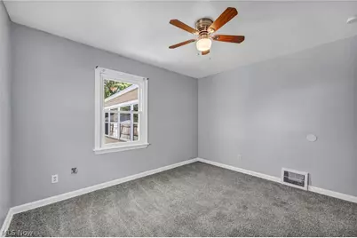 517 Gulf Road, Elyria, OH 44035 - Photo 23