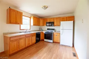 380 Clay St, Geneva, OH 44041 - Photo 15