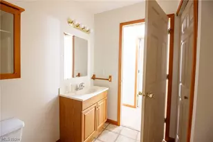 380 Clay St, Geneva, OH 44041 - Photo 21