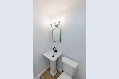 1218 W 44th Street, Lorain, OH 44053 - Photo 9