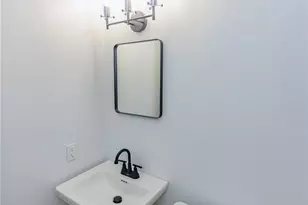 1218 W 44th St, Lorain, OH 44053 - Photo 9