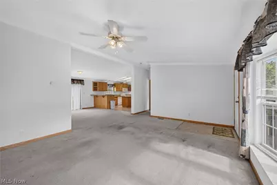 668 Woodlawn Rd, Chardon, OH 44024 - Photo 5