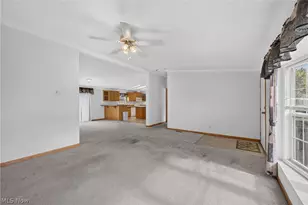 668 Woodlawn Rd, Chardon, OH 44024 - Photo 5