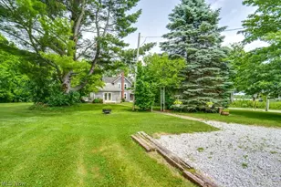 15292 Friendsville Rd, Burbank, OH 44214 - Photo 9