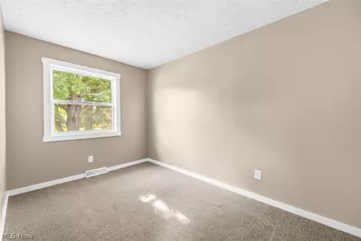 8995 Spring Drive, Windham, OH 44288 - Photo 19