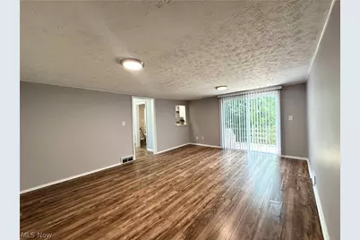 3709 Chelton Road, Huber Heights, OH 44120 - Photo 7