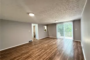 3709 Chelton Rd, Huber Heights, OH 44120 - Photo 7