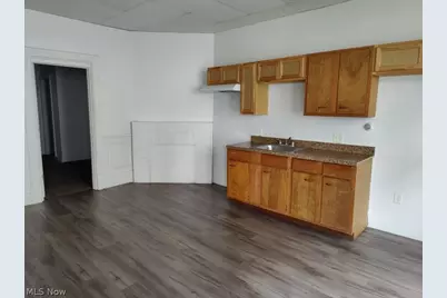 1335 W 3rd Street, Ashtabula, OH 44004 - Photo 9
