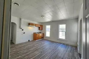 1335 W 3rd St, Ashtabula, OH 44004 - Photo 5