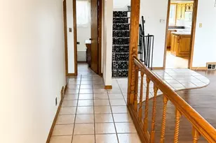 1359 W Sprague Rd, Grandview Heights, OH 44147 - Photo 9