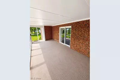 1359 W Sprague Road, Grandview Heights, OH 44147 - Photo 13