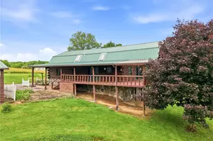 7374 Vale Rd, Rogers, OH 44455 - Photo 5