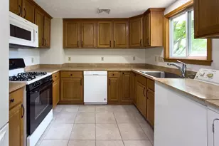 699 Hadcock Rd, Brunswick, OH 44212 - Photo 7