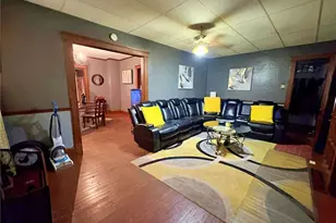 257 Wooster St, Elyria, OH 44035 - Photo 5