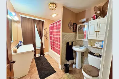 257 Wooster Street, Elyria, OH 44035 - Photo 9