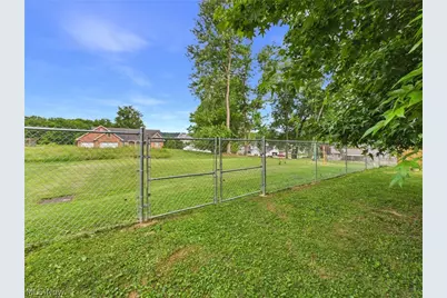 140 Hendricks Street, Newport, OH 45768 - Photo 21
