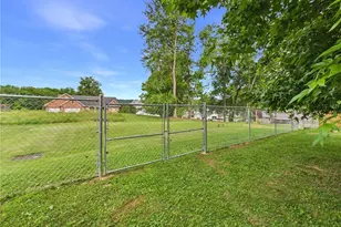 140 Hendricks St, Newport, OH 45768 - Photo 21