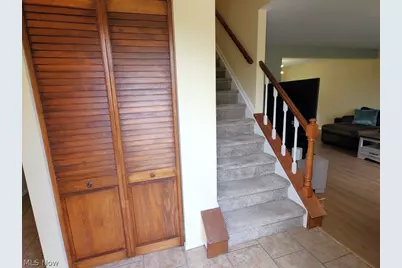 900 Berkshire Drive, Macedonia, OH 44056 - Photo 3
