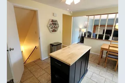 900 Berkshire Drive, Macedonia, OH 44056 - Photo 9