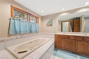 3965 Laurel Glenn Dr, Grandview Heights, OH 44147 - Photo 21