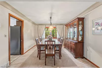 3965 Laurel Glenn Drive, Grandview Heights, OH 44147 - Photo 5