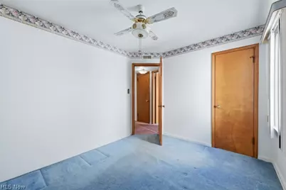 29940 Phillips Avenue, Wickliffe, OH 44092 - Photo 21