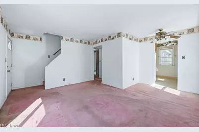 29940 Phillips Avenue, Wickliffe, OH 44092 - Photo 11
