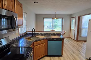 118 Gleneagle Dr, Elyria, OH 44035 - Photo 5